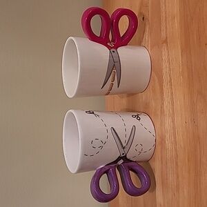 SCISSOR HANDLE DESIGN Ceramic Novelty Mugs, Set of 2